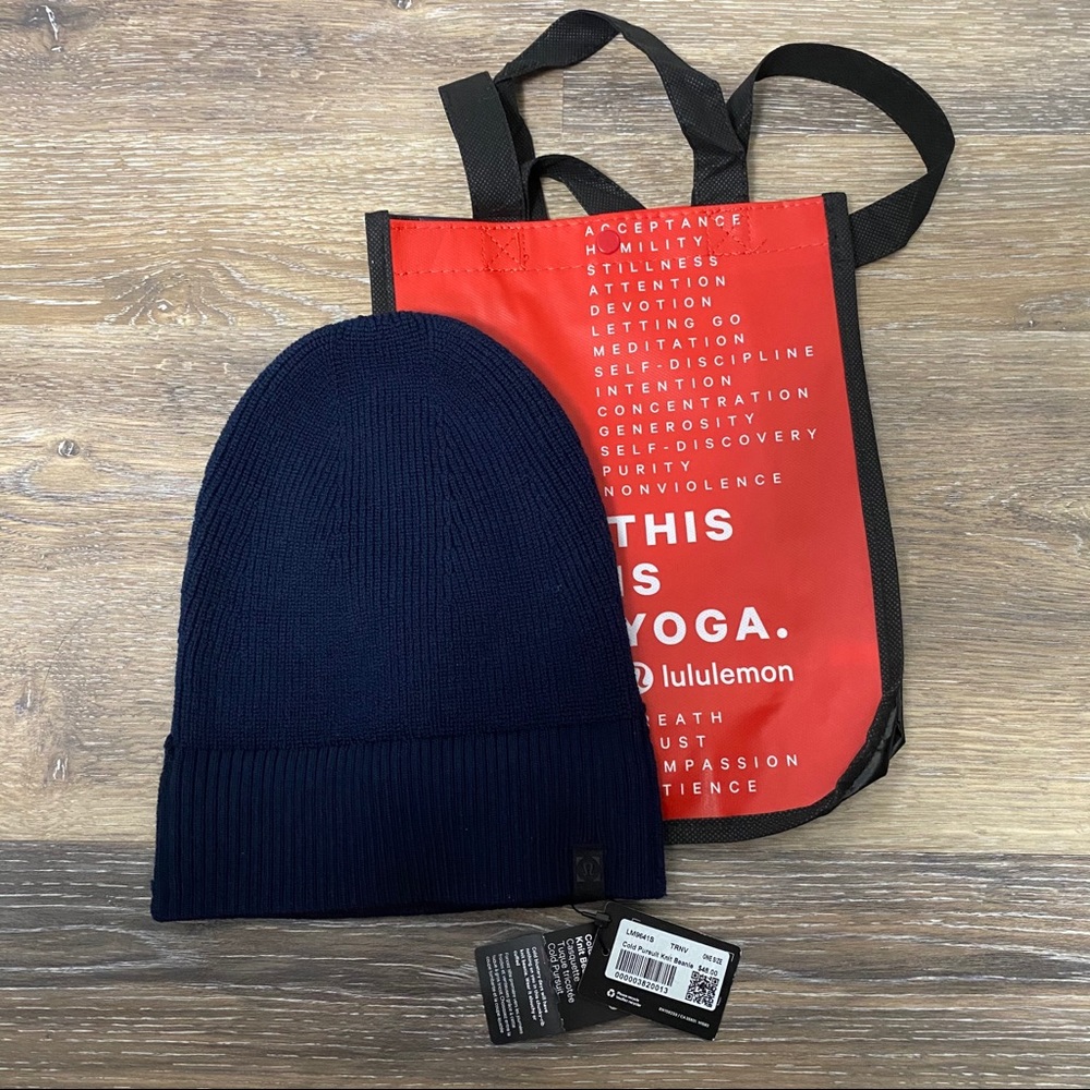 Lululemon Cold Pursuit Knit Beanie, True Navy